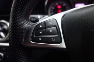 Used_2017_WHITE_MERCEDES-BENZ_A-CLASS_1