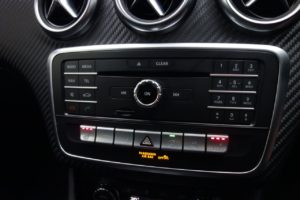 Used_2017_WHITE_MERCEDES-BENZ_A-CLASS_1
