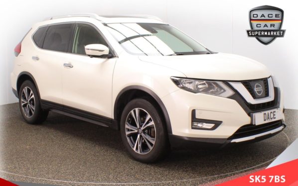 Used 2017 WHITE NISSAN X-TRAIL 4x4 1.6 DIG-T N-CONNECTA 5d 163 BHP (reg. 2017-07-31) for sale in Failsworth