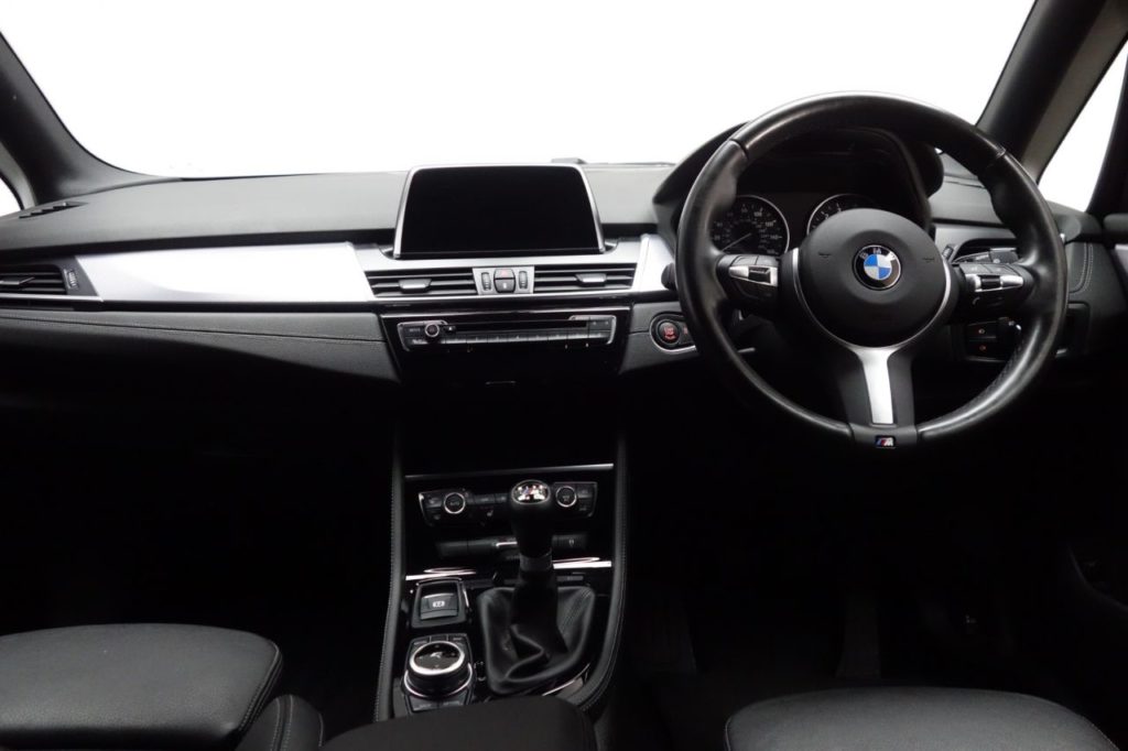Used_2018_BLACK_BMW_2-SERIES_1