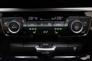 Used_2018_BLACK_BMW_2-SERIES_1