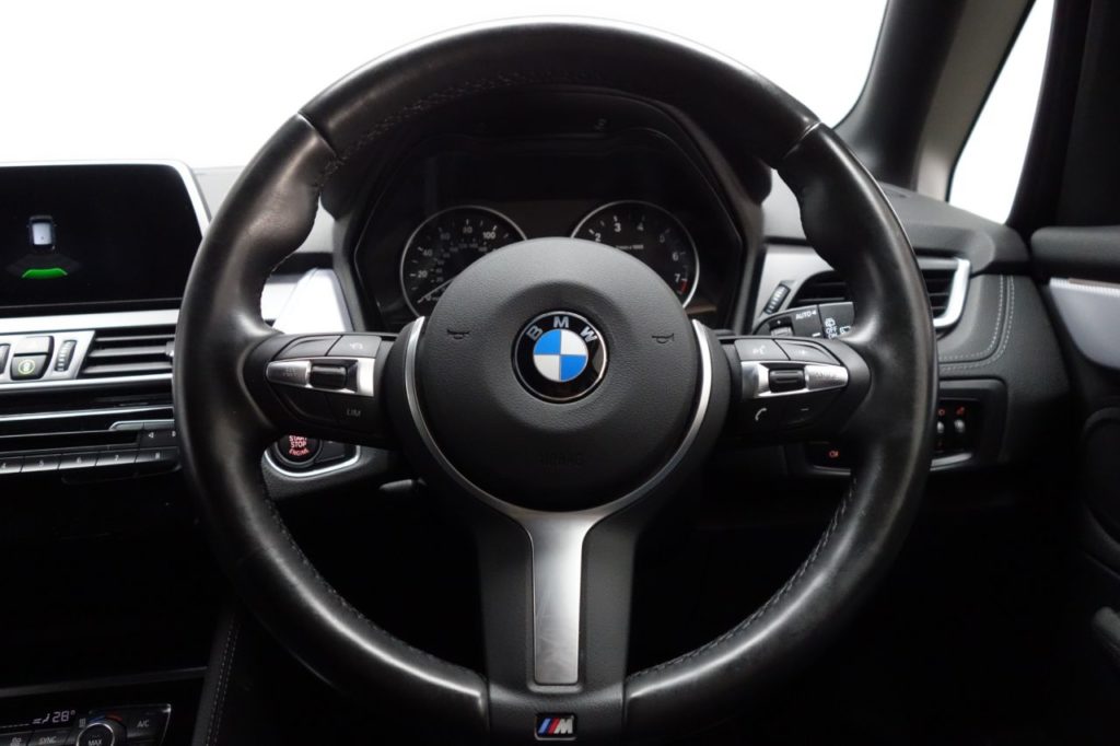 Used_2018_BLACK_BMW_2-SERIES_1