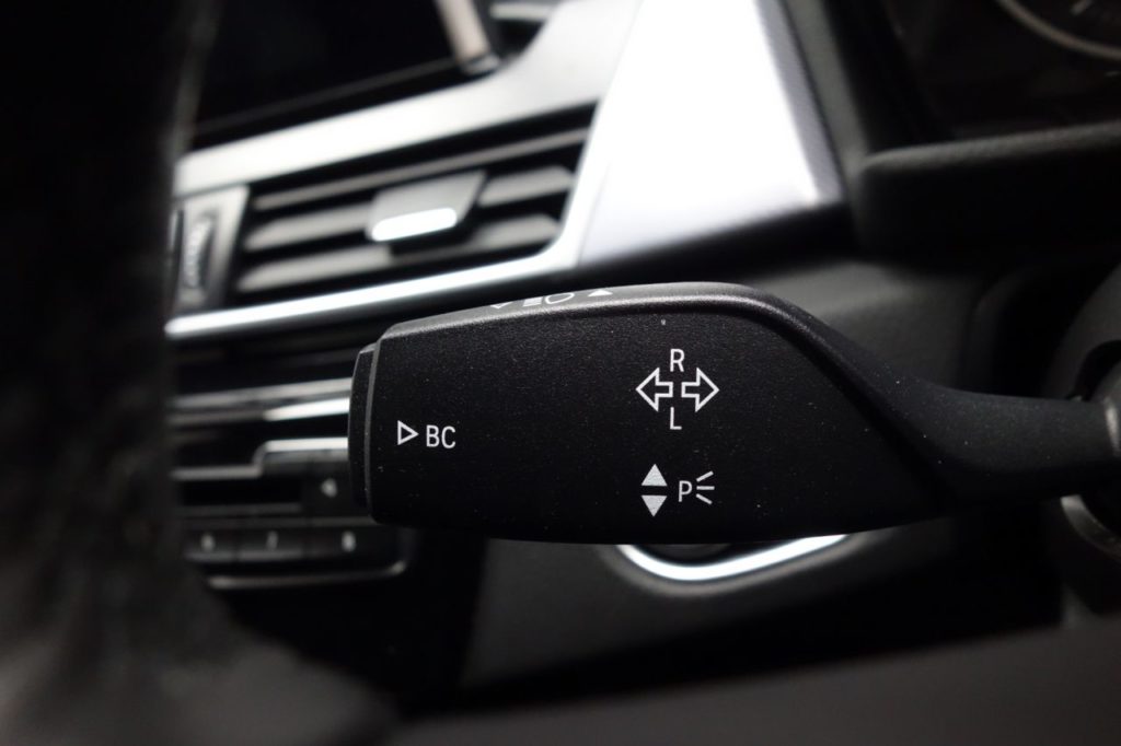 Used_2018_BLACK_BMW_2-SERIES_1