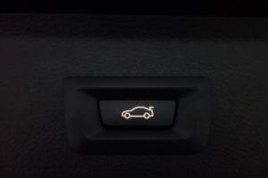 Used_2018_BLACK_BMW_2-SERIES_1
