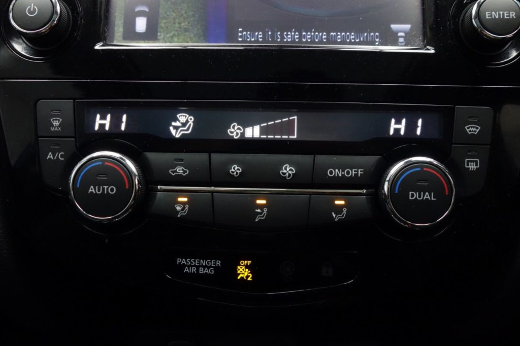 Used_2018_BLUE_NISSAN_QASHQAI_1