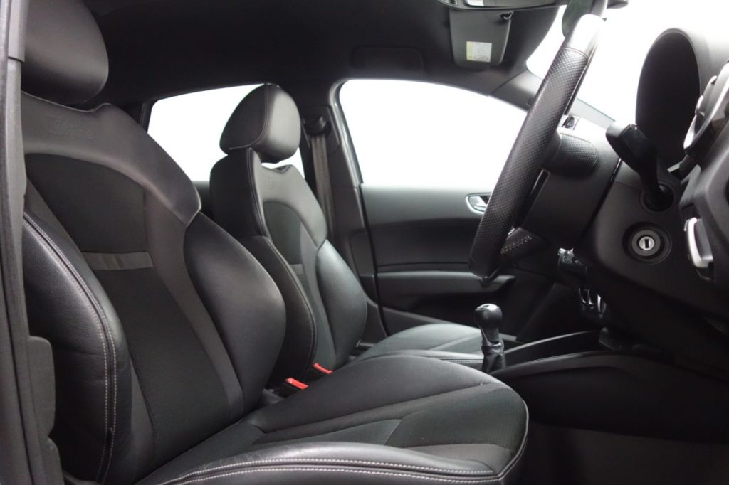 Used_2018_GREY_AUDI_A1_1
