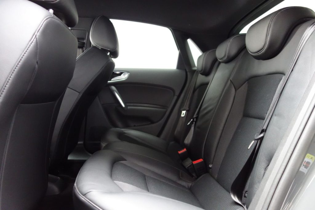 Used_2018_GREY_AUDI_A1_1