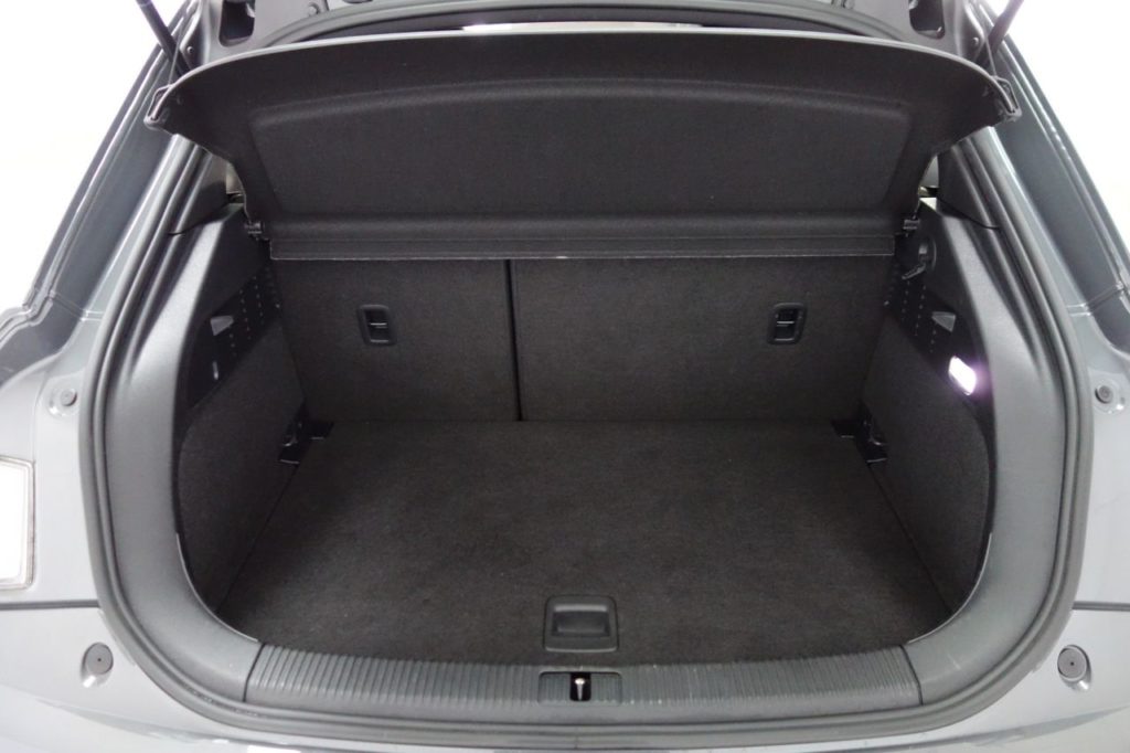 Used_2018_GREY_AUDI_A1_1