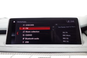 Used_2019_WHITE_BMW_X6_3