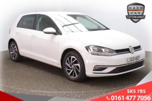 Used 2019 WHITE VOLKSWAGEN GOLF Hatchback 1.6 MATCH TDI 5d 114 BHP (reg. 2019-09-26) for sale in Failsworth