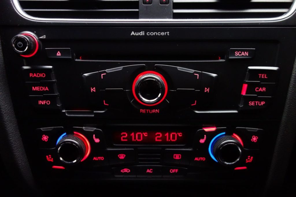 Used_2011_RED_AUDI_A4_3