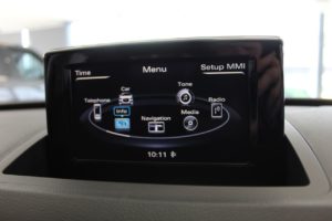 Used_2013_GREY_AUDI_Q3_2