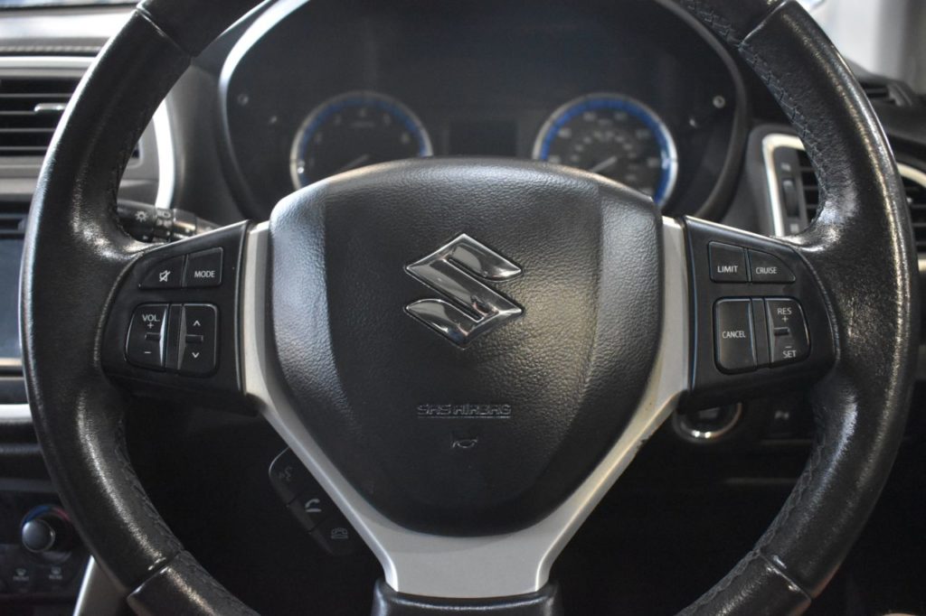 Used_2014_BLUE_SUZUKI_SX4-S-CROSS_1