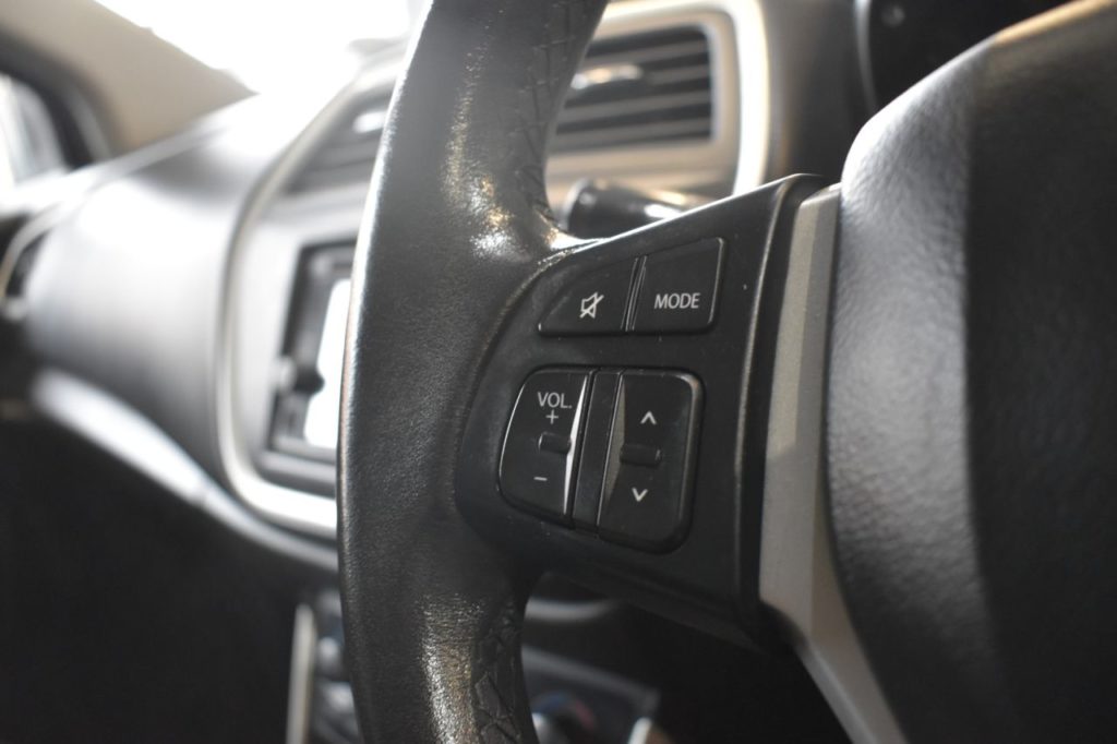 Used_2014_BLUE_SUZUKI_SX4-S-CROSS_1