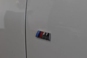 Used_2014_WHITE_BMW_1-SERIES_2