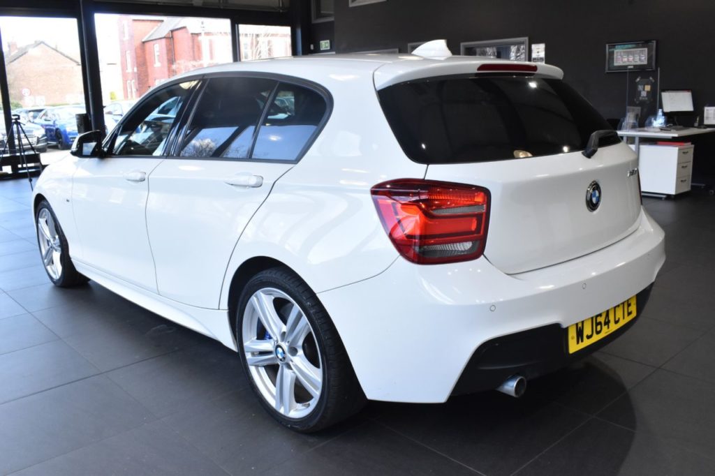 Used_2014_WHITE_BMW_1-SERIES_2