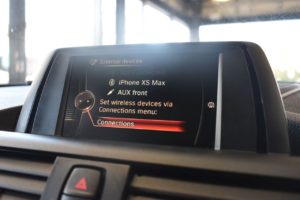 Used_2014_WHITE_BMW_1-SERIES_2
