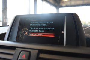 Used_2014_WHITE_BMW_1-SERIES_2