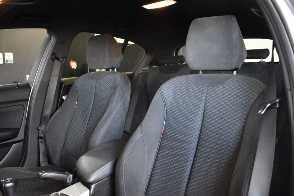 Used_2014_WHITE_BMW_1-SERIES_2