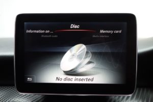 Used_2015_BLACK_MERCEDES-BENZ_A-CLASS_2
