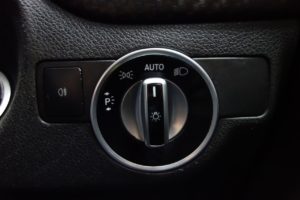 Used_2015_BLACK_MERCEDES-BENZ_A-CLASS_2