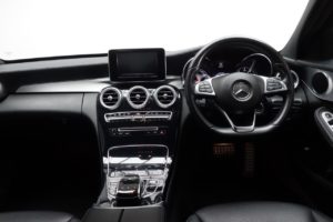 Used_2015_BLACK_MERCEDES-BENZ_C-CLASS_2