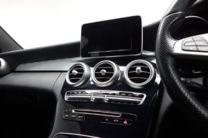 Used_2015_BLACK_MERCEDES-BENZ_C-CLASS_2