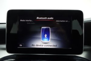 Used_2015_BLACK_MERCEDES-BENZ_C-CLASS_2