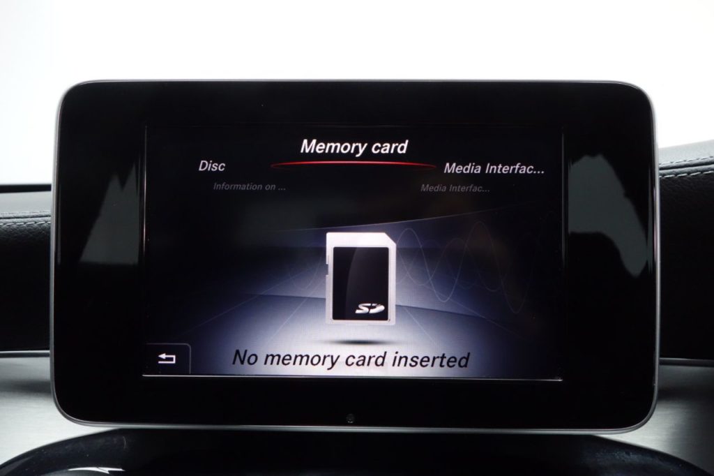 Used_2015_BLACK_MERCEDES-BENZ_C-CLASS_2