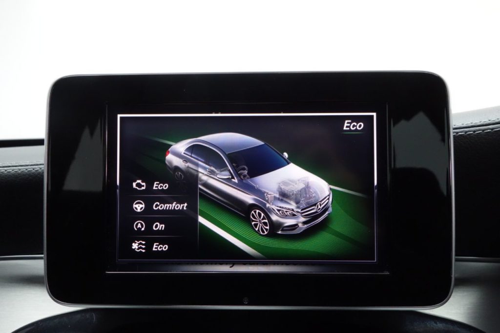 Used_2015_BLACK_MERCEDES-BENZ_C-CLASS_2