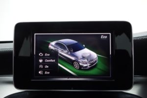 Used_2015_BLACK_MERCEDES-BENZ_C-CLASS_2