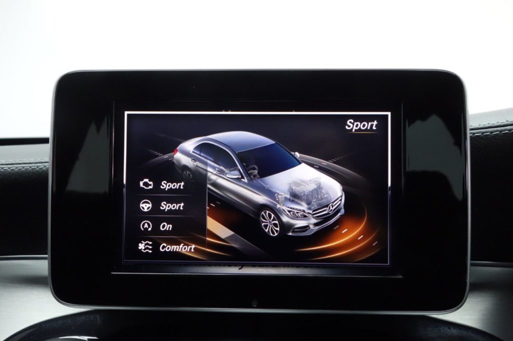 Used_2015_BLACK_MERCEDES-BENZ_C-CLASS_2