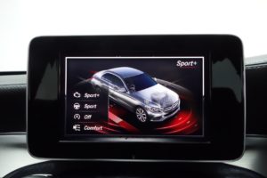 Used_2015_BLACK_MERCEDES-BENZ_C-CLASS_2