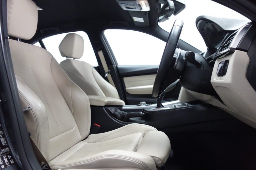 Used_2015_GREY_BMW_3-SERIES_3
