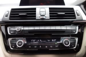 Used_2015_GREY_BMW_3-SERIES_3
