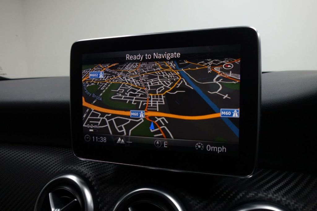 Used_2016_BLACK_MERCEDES-BENZ_A-CLASS_2