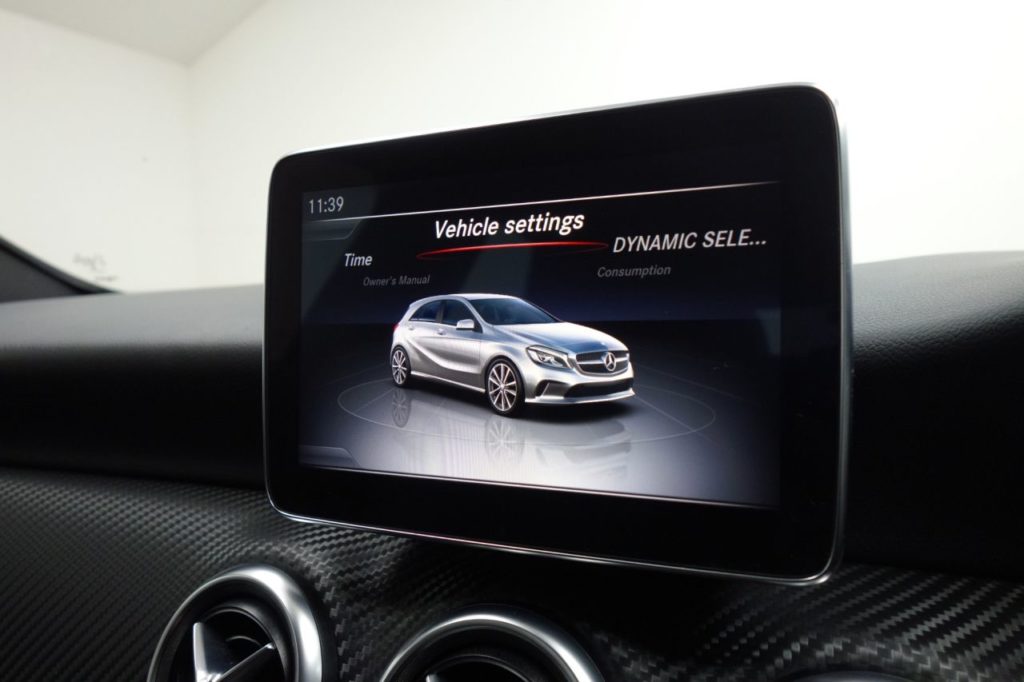 Used_2016_BLACK_MERCEDES-BENZ_A-CLASS_2