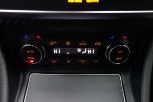 Used_2016_BLACK_MERCEDES-BENZ_A-CLASS_2