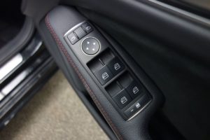 Used_2016_BLACK_MERCEDES-BENZ_A-CLASS_2