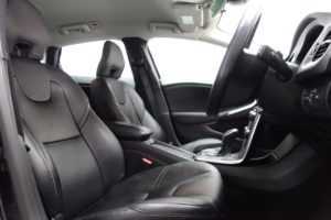 Used_2016_BLUE_VOLVO_V40_1