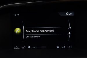 Used_2016_BLUE_VOLVO_V40_1