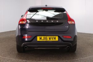 Used_2016_BLUE_VOLVO_V40_1