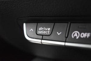 Used_2016_GREY_AUDI_A4_2