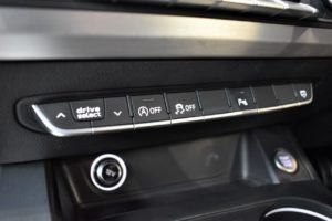 Used_2016_GREY_AUDI_A4_2