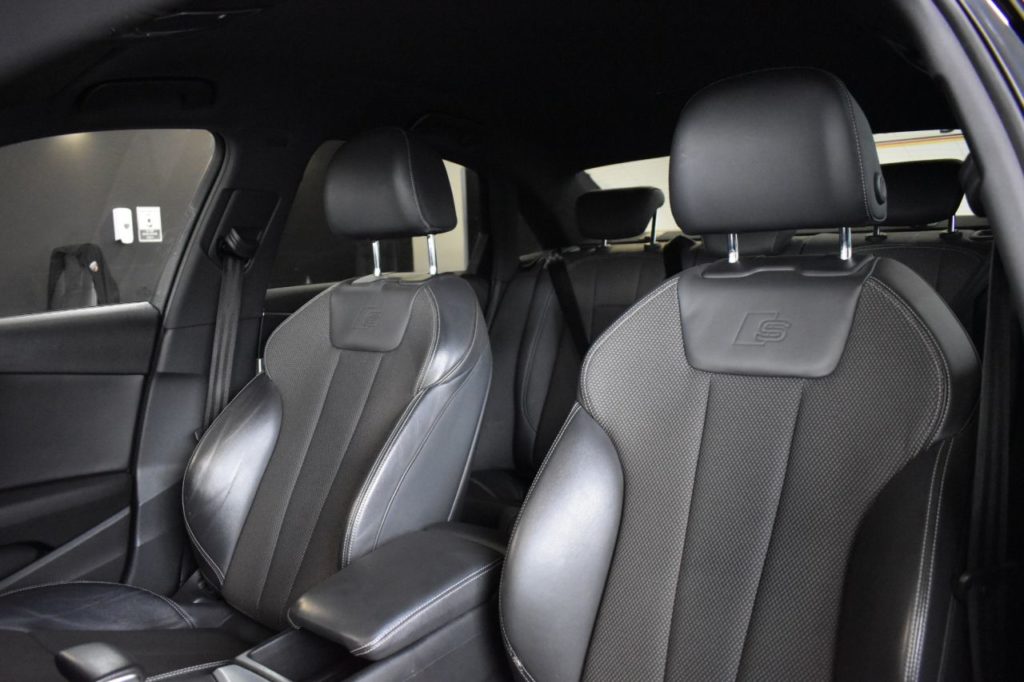 Used_2016_GREY_AUDI_A4_2