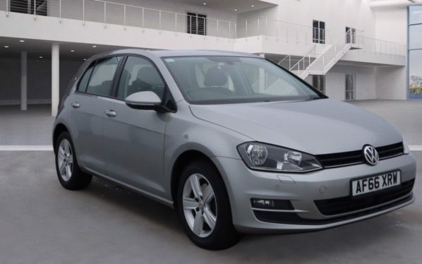 Used 2016 SILVER VOLKSWAGEN GOLF Hatchback 2.0 MATCH EDITION TDI BMT 5d 148 BHP (reg. 2016-10-24) for sale in Bowdon