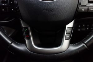Used_2016_WHITE_KIA_RIO_1