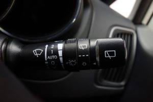Used_2016_WHITE_KIA_RIO_1