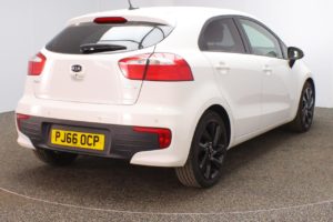 Used_2016_WHITE_KIA_RIO_1