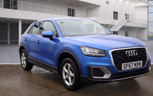 Used 2017 BLUE AUDI Q2 Estate 1.6 TDI SE 5d 114 BHP (reg. 2017-11-22) for sale in Bowdon